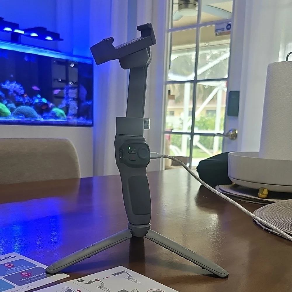 Gray Smartphone Gimbal Stabilizer